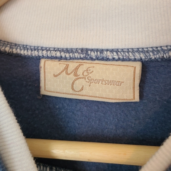 (1041) MC Sportswear, Woman's Novelty Long Sleeve  Winter Theme Sweat Shirt - Picture 4 of 6